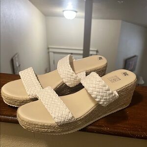 SHEIN Cream Woven Espadrille Platforms